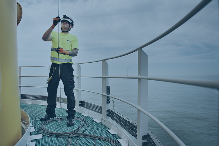 Crane Ropes Steel Wire Rope on an offshore wind platform