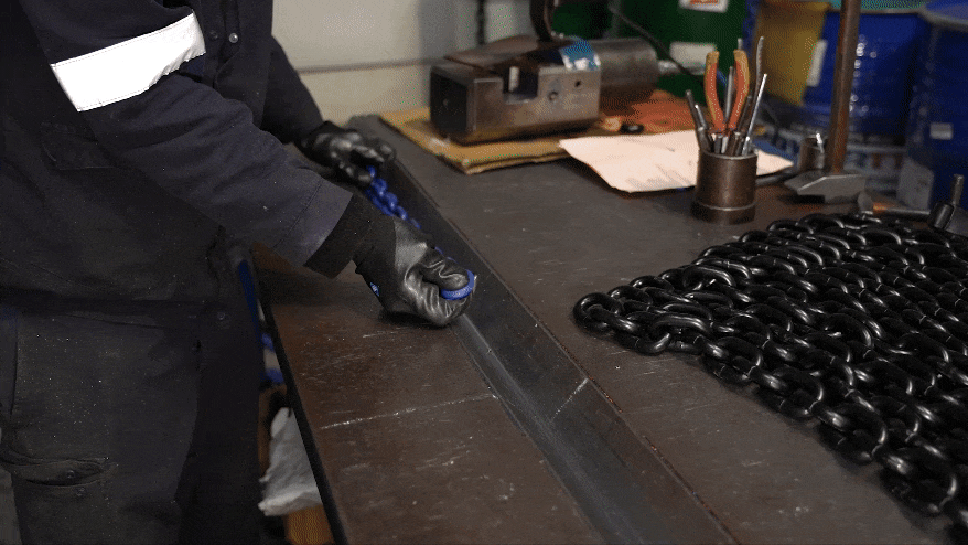 Chains and chainslings